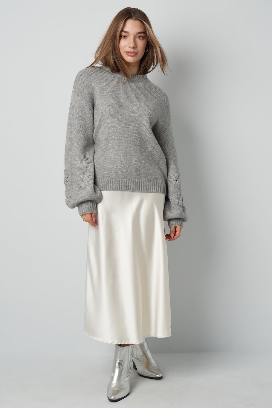 Bellissimo maglione dal tocco floreale - grigio Immagine3